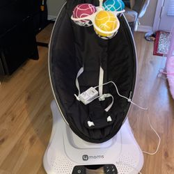 4moms MamaRoo 4 Baby Swing