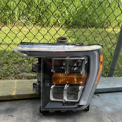 2021-2023 Ford F-150 F150 Headlight LED Driver Side Used Oem 