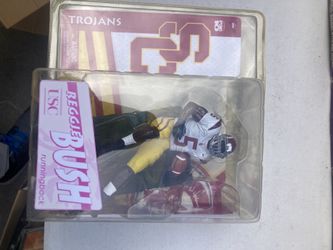 USC Trojans Reggie Bush Football Figure