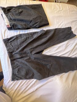 Levi’s Pants (Chinoz)