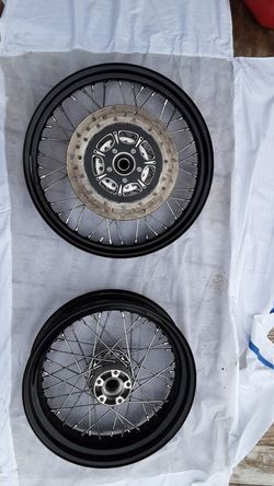 Harley (spoke)wheels with 1 floating rotor 2013 dyna