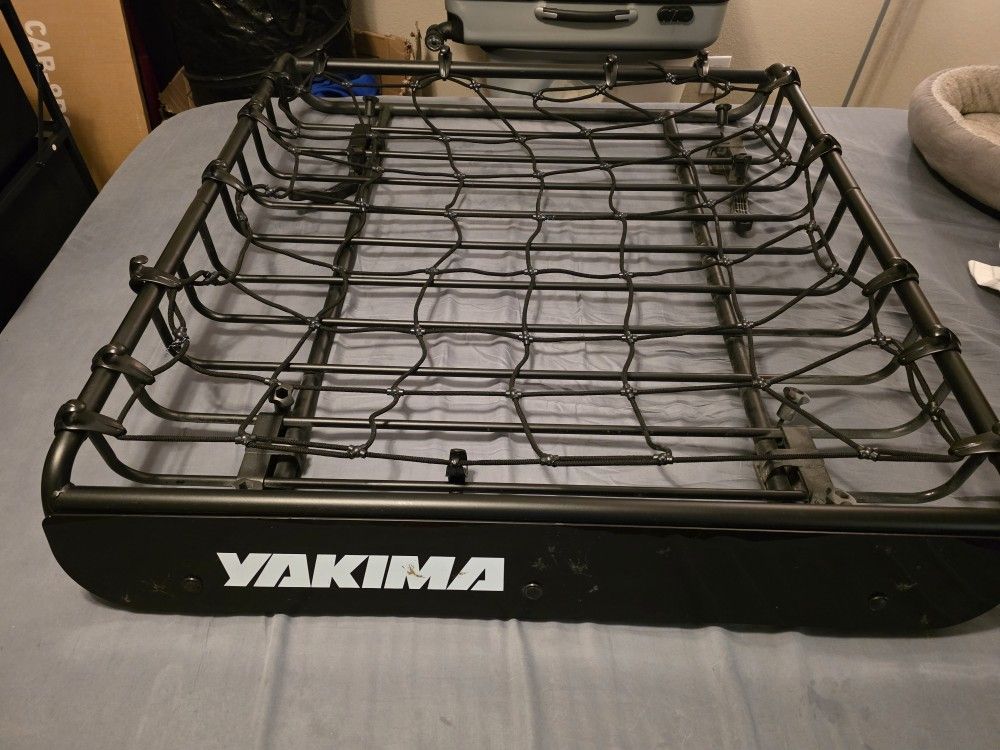Yakima Roof Cargo Basket