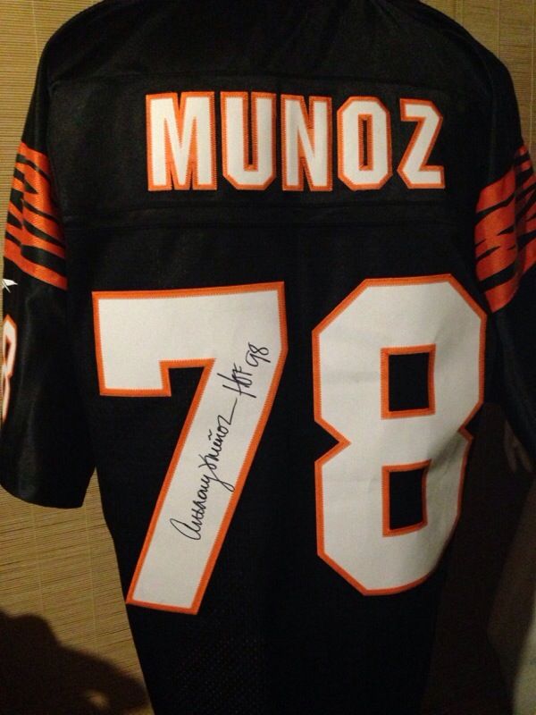 Authentic signed Anthony Munoz Jersey size L