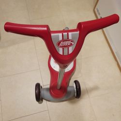 Radio Flyer Scooter - Red