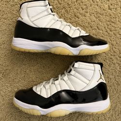 Size 9.5 (heavily worn, no box, no insoles) - Air jordan 11 retro Gratitude DMP