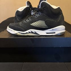 Jordan 5 Retro Oreo (2013) (GS) Size 7 $100
