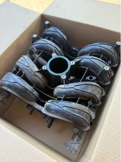 Dorman intake manifold for 2004-2008 Ford 5.4l 3 valve engine