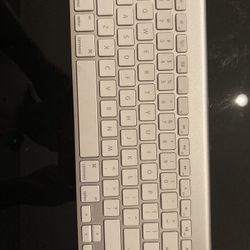 Apple Wireless Keyboard Silver