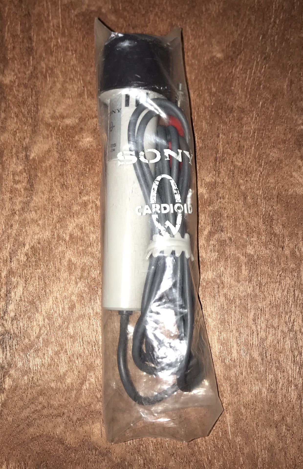 Sony Cardioid Imp Low F-25 Microphone.