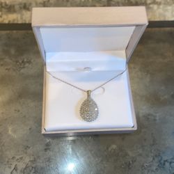 Brand New 2 Carat Opal Authentic Diamond Chain 