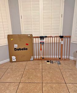 Extra Wide Pet Gate / Safety Gate - Fits Openings 29” - 48”