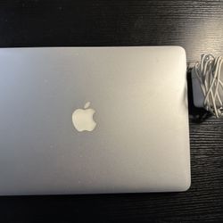Apple MacBook Air 13” Refurbished 2012