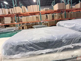 King Mattress Beautyrest Black Series Three Firm