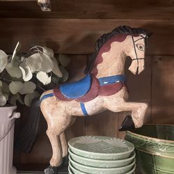 Potato Barn Wooden Antique Vintage Horse Statue 