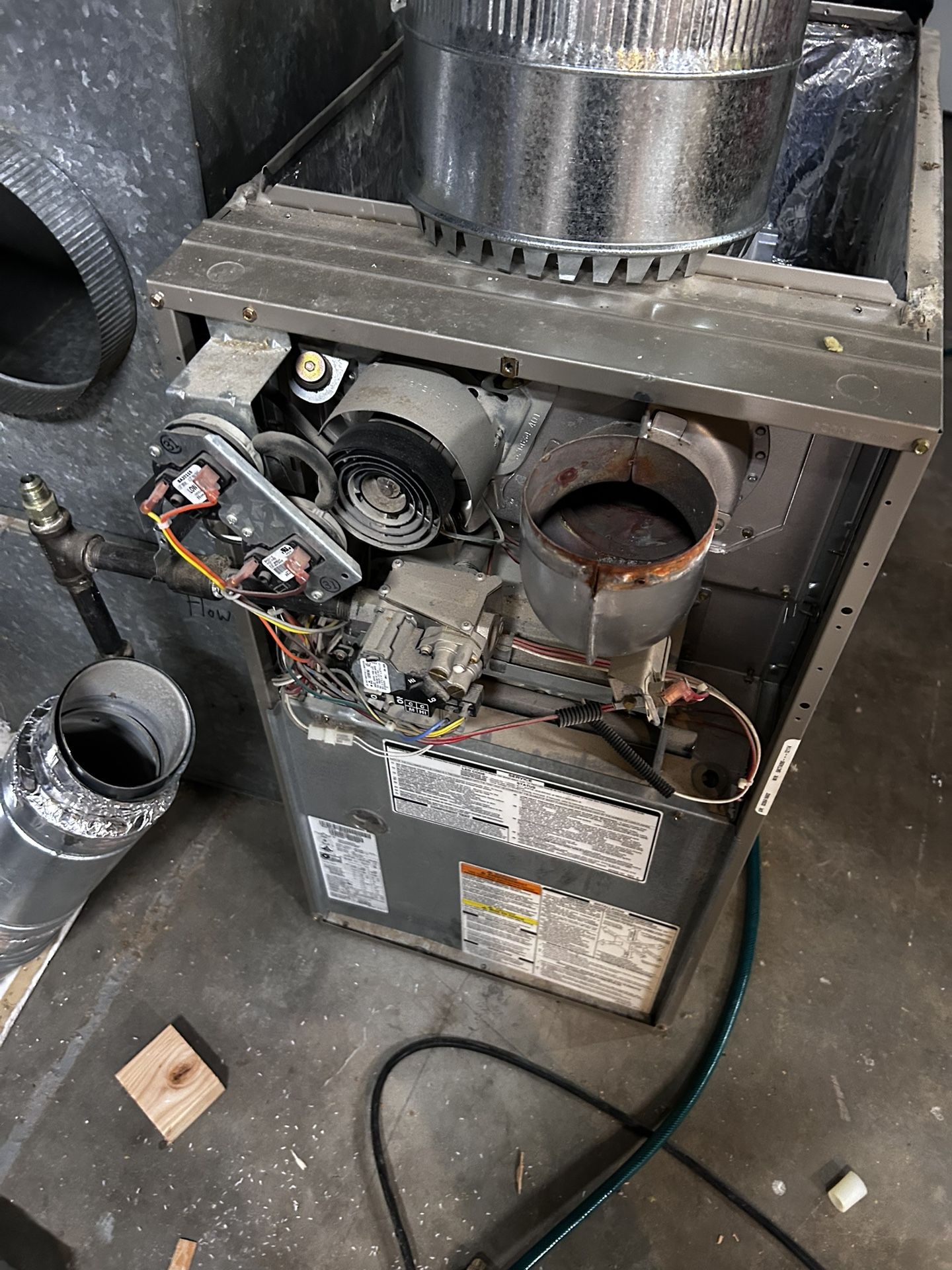 Carrier 58CTA090 Has Furnace