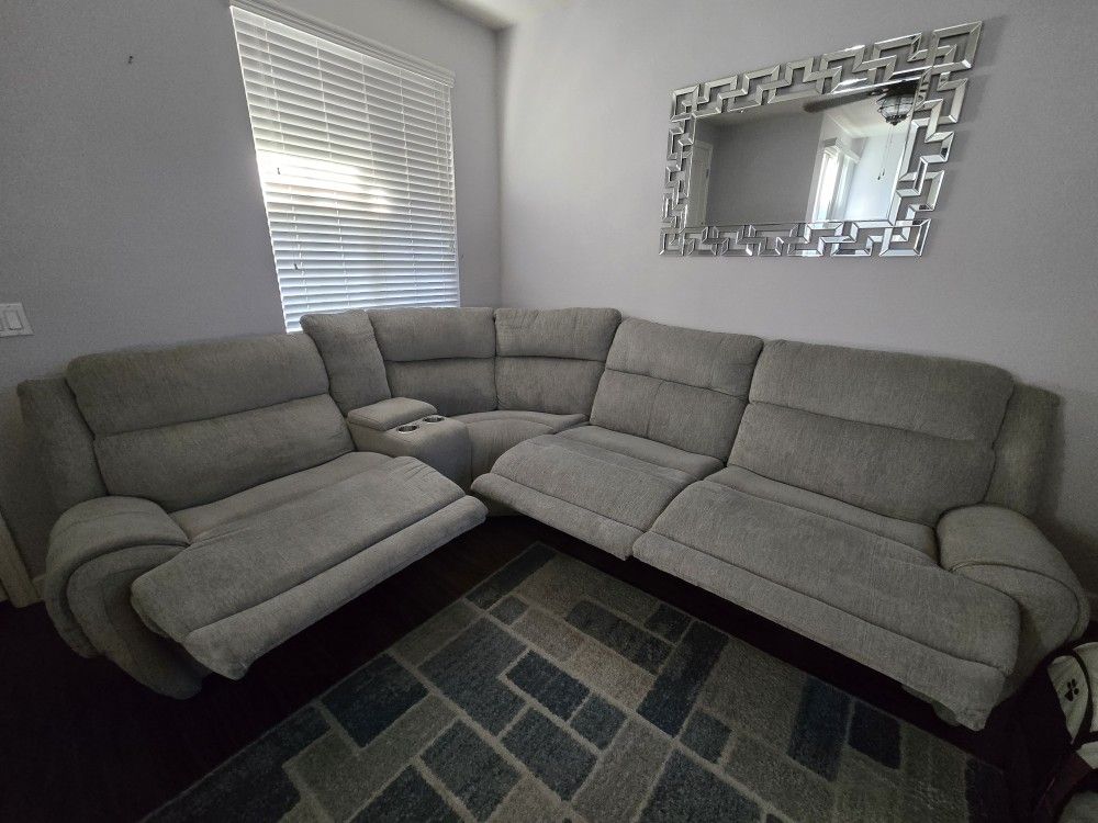 Reclining Sectional Couch