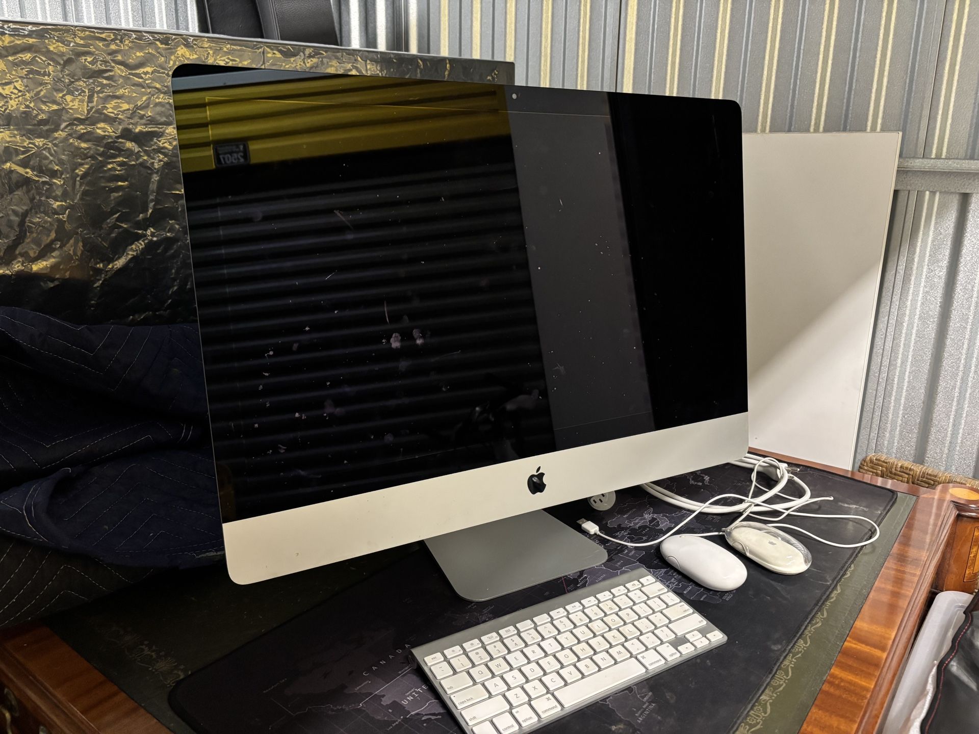 Apple Computer 27”