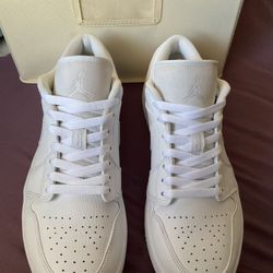 Nike Jordan 1 Low Men’s 9.5 