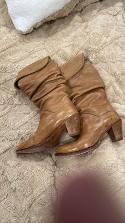 Boots 7 1/2