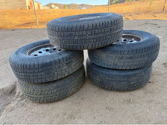225/75/15 trailer tires and rims 6 lugs 5.5”