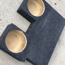 ($130 firm) $260 dollar box for half price 2/10s Toyota Tundra Double Cab 2007-2013