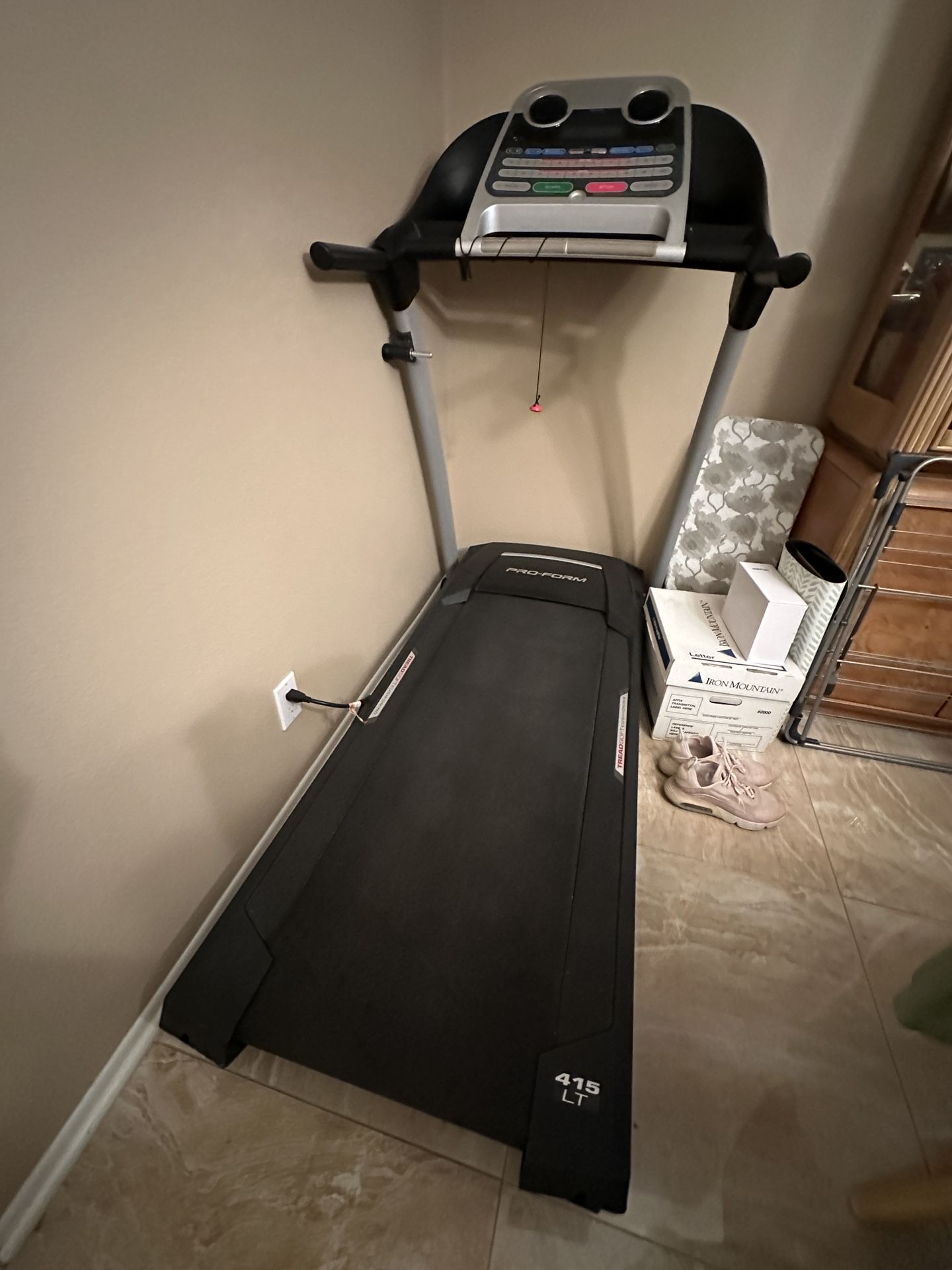 Pro-Form treadmill 415 LT