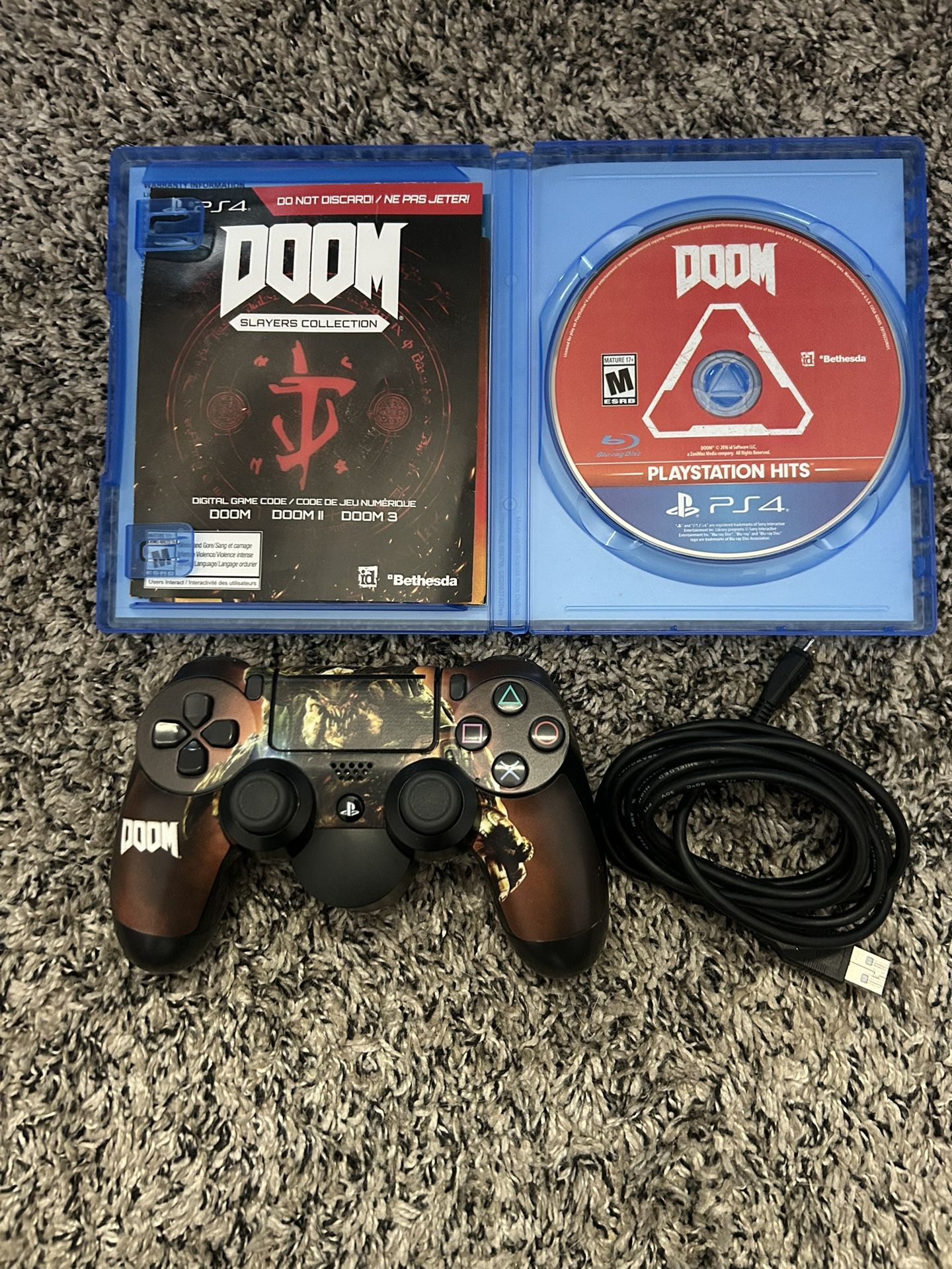 Doom 2016 + DualShock 4 Controller Bundle 