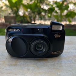 Minolta Explorer Freedom Zoom 35mm Point and Shoot Film Camera
