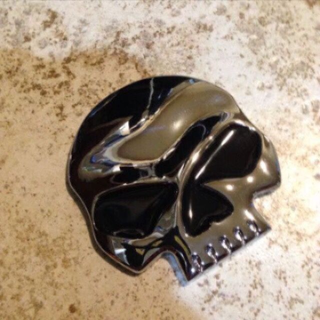 Harley Davidson Motorcycle Emblem Metal Decal Willie G Skull Black & Stainless