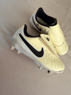 Toddler Cleats Size 8