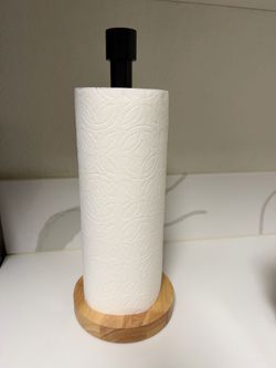 Paper towel holder