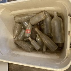 Vintage Antique Early 1900 Late 1800 Glass Bottles Collectable