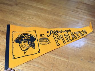 Vintage Pittsburgh Pirates Three Rivers Stadium Felt Pennant MLB 1970s 30"
