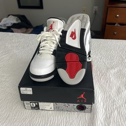 White Cement Jordan 4