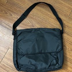 Black Bag 14x14 Inches 