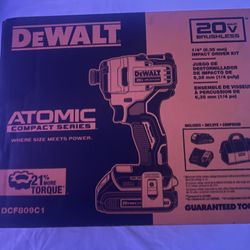 Dewalt Impact Gun - 20v ATOMIC NEW