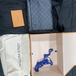 Mens Louis Vuitton LV Messenger Cross Body Bag for Sale in