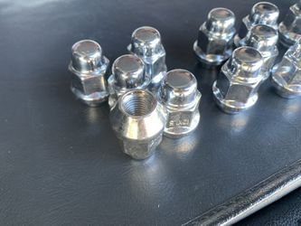 20 Lug Nuts Bulge Acorn 12x1.5 Chrome Wheel Nut fits some Toyota  Thumbnail