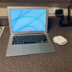 MacBook Air 13in i5 2015 Laptop 8gb SSD W/Lifetime Office