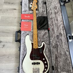 Fender American Ultra Precision Bass