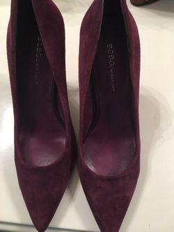 BCBG suede shoes size 8 1/2