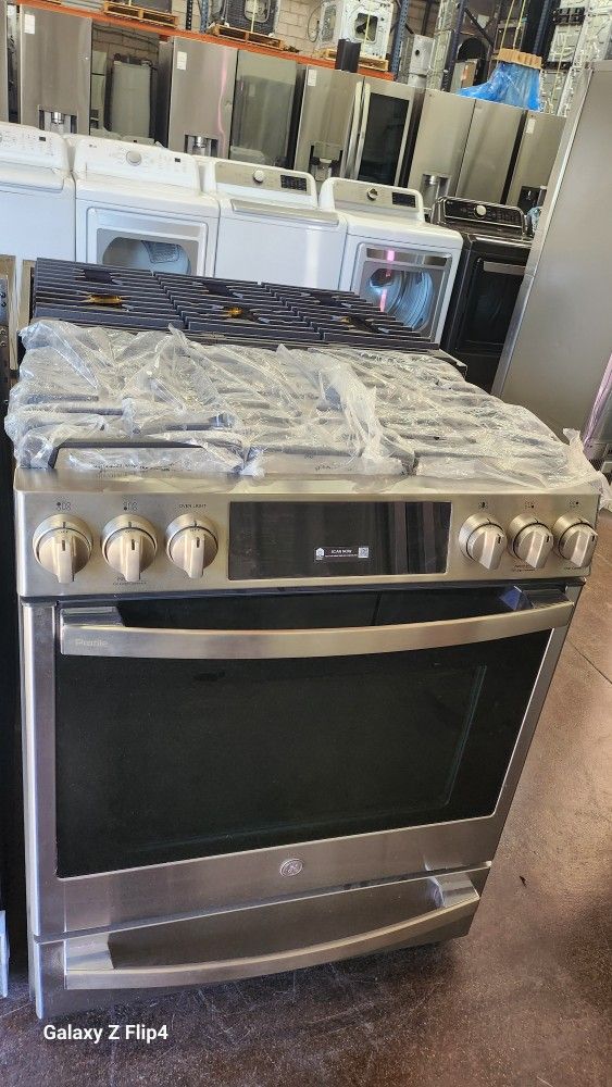 GE Profile 5.7 Cu Ft Slide In Dual Fual True Convection Range With No Preheat Air Fry And Wi Fi Stainless Steel New