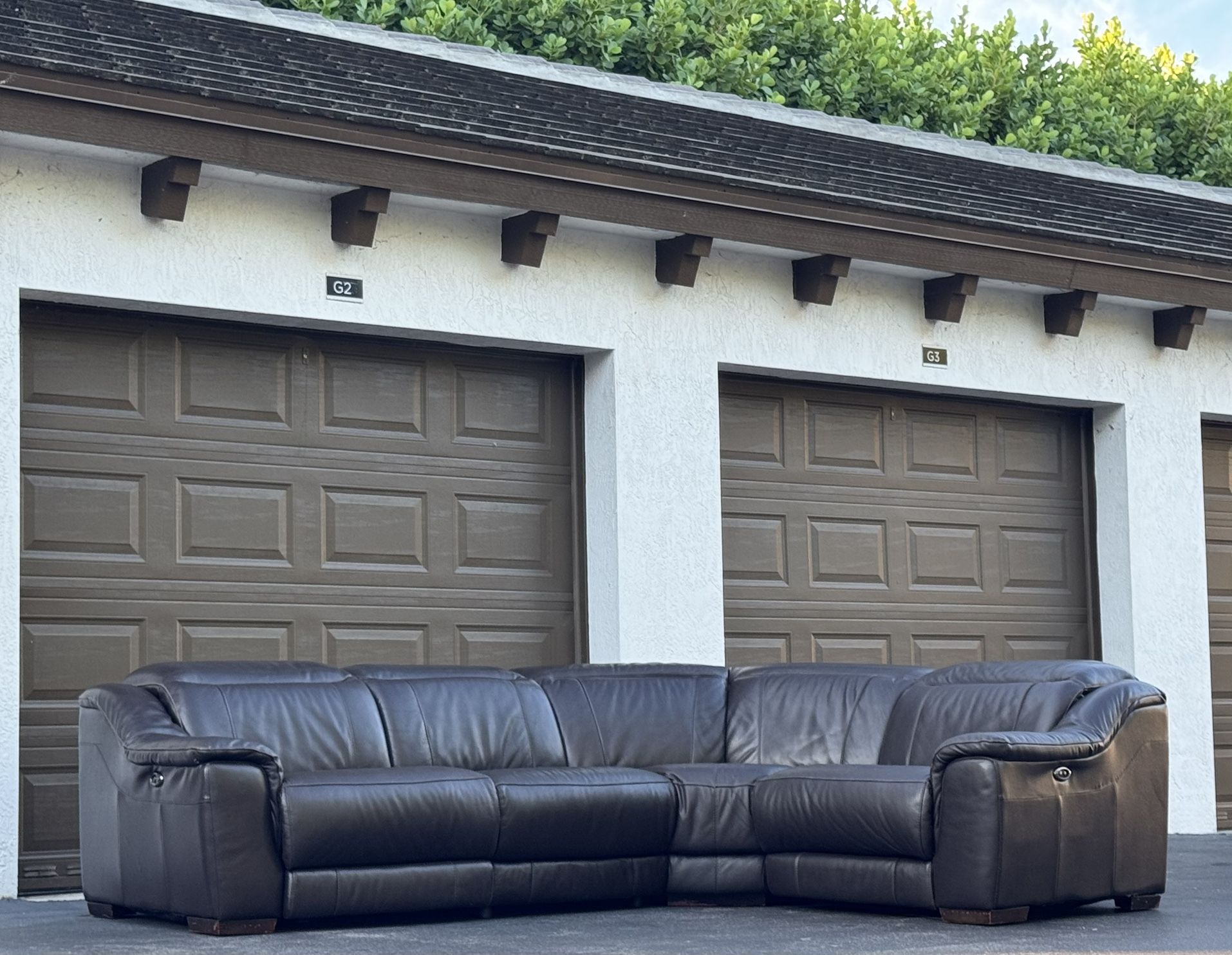 🛋️ Couch/Sofa Sectional - Brown - Recliners - Delivery Available 🚛