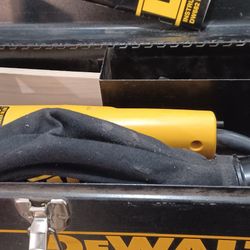 DeWalt Biscuit Joiner DW682 Lightly Used Tool With Biscuits & Metal Case