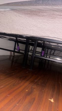 Queen Sz Foldable Bed Frame
