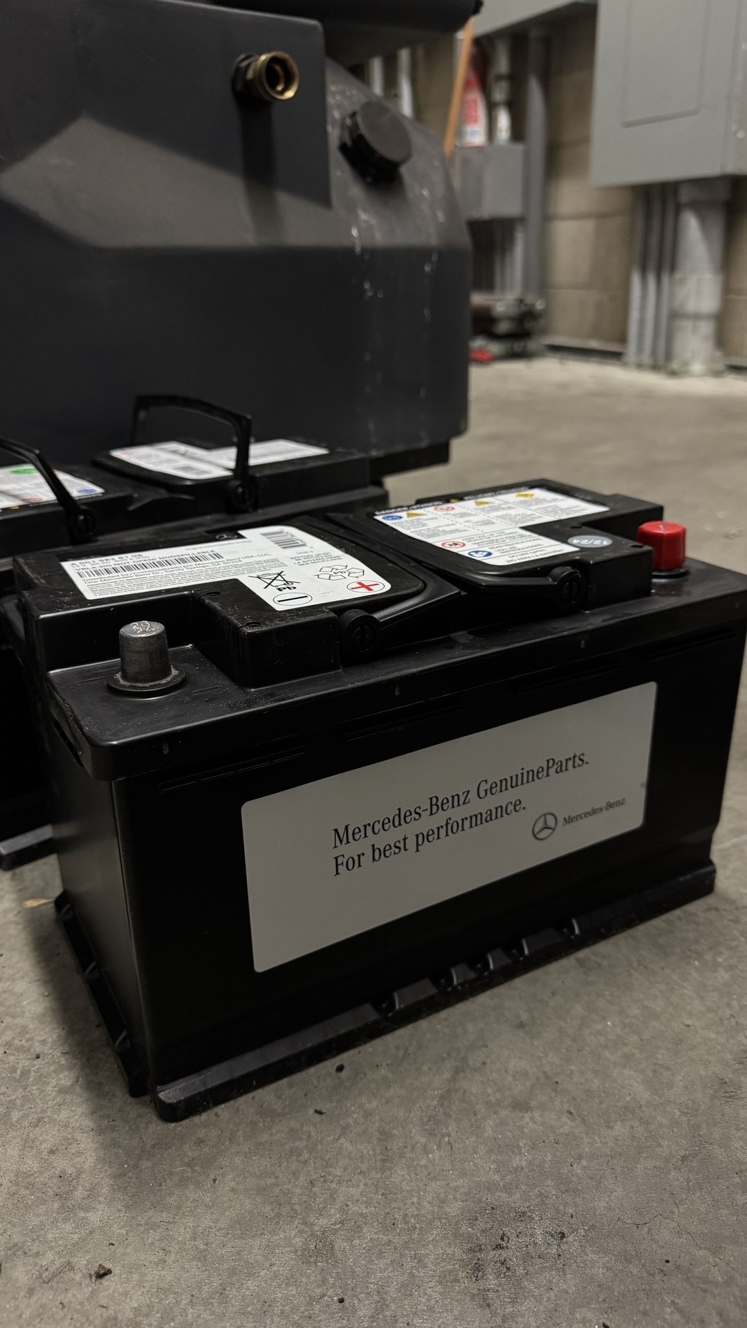 Mercedes Benz Battery