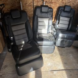 Seats Out Of A 2016 Mercedes-Benz Sprinter