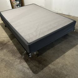 Full Size Box Spring With Metal Base
