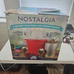 Nostalgia 4-Quart Electric Ice Cream Maker