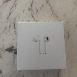 Airpods 2nd Gen, Wireless Charging Case, White, Charger Included